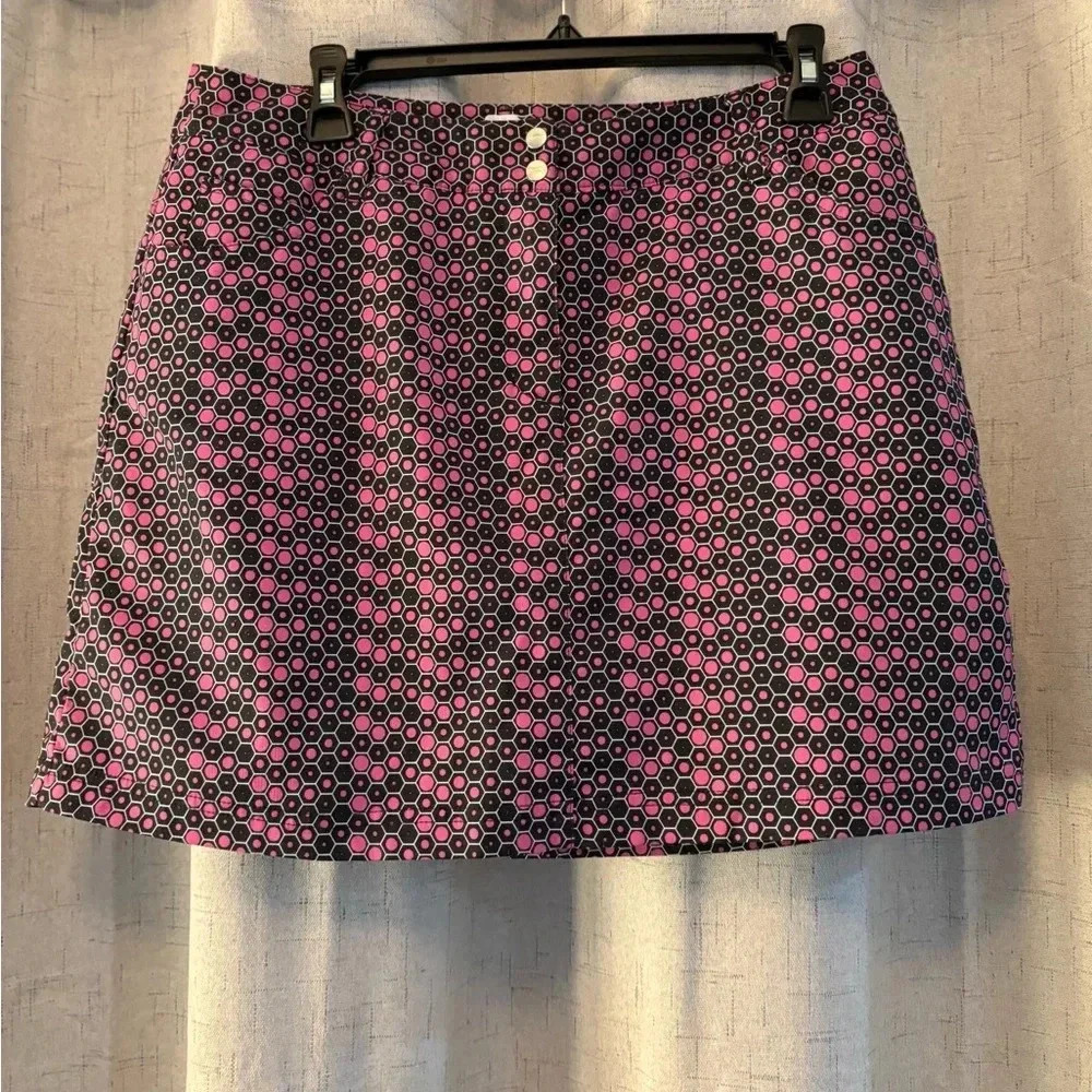 Slazenger Ladies Golf Skort Size 8. Pink, black and white honeycomb pattern. - Picture 4 of 7